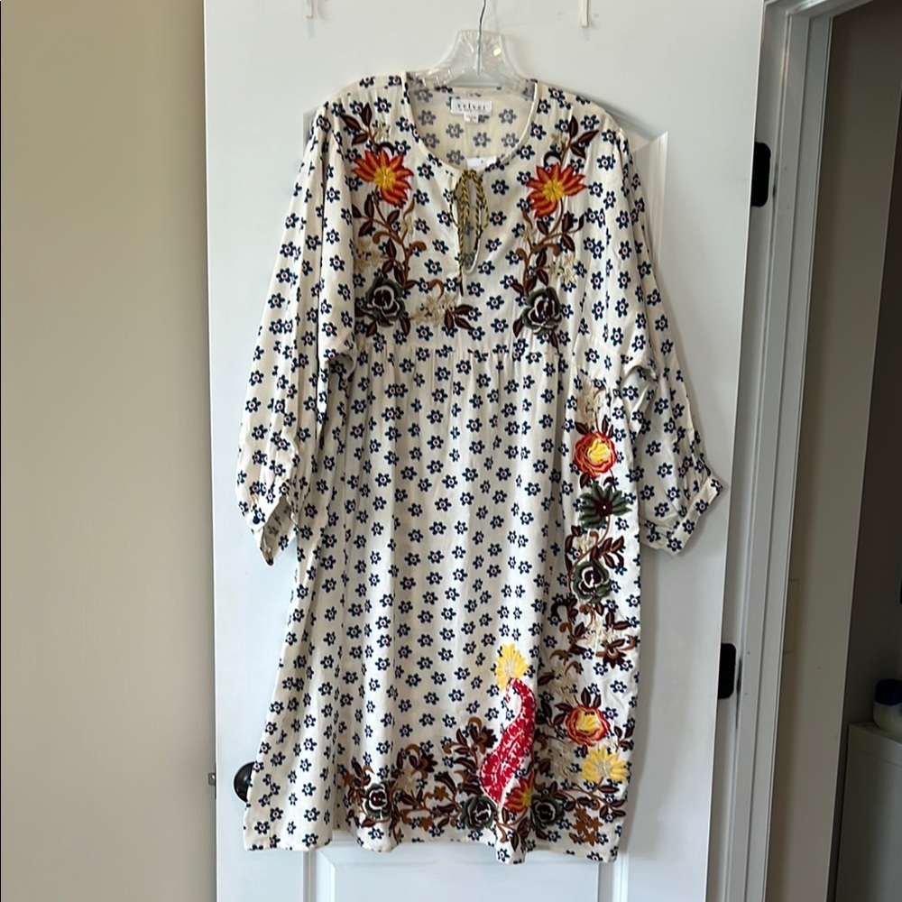 NWOT Velvet by Graham & Spencer Dress